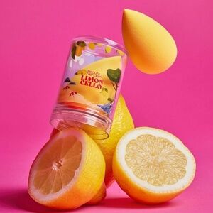$20 Limited Edition Limoncello BEAUTYBLENDER - Brand New!